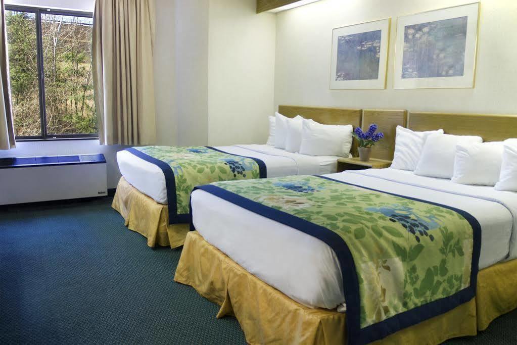 Hampton Inn & Suites-Asheville Biltmore Village, Nc Esterno foto